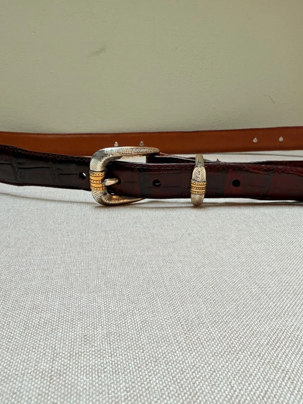 Men’s Arden Leather Corporation 48” Belt With Metal Arrowhead Accents